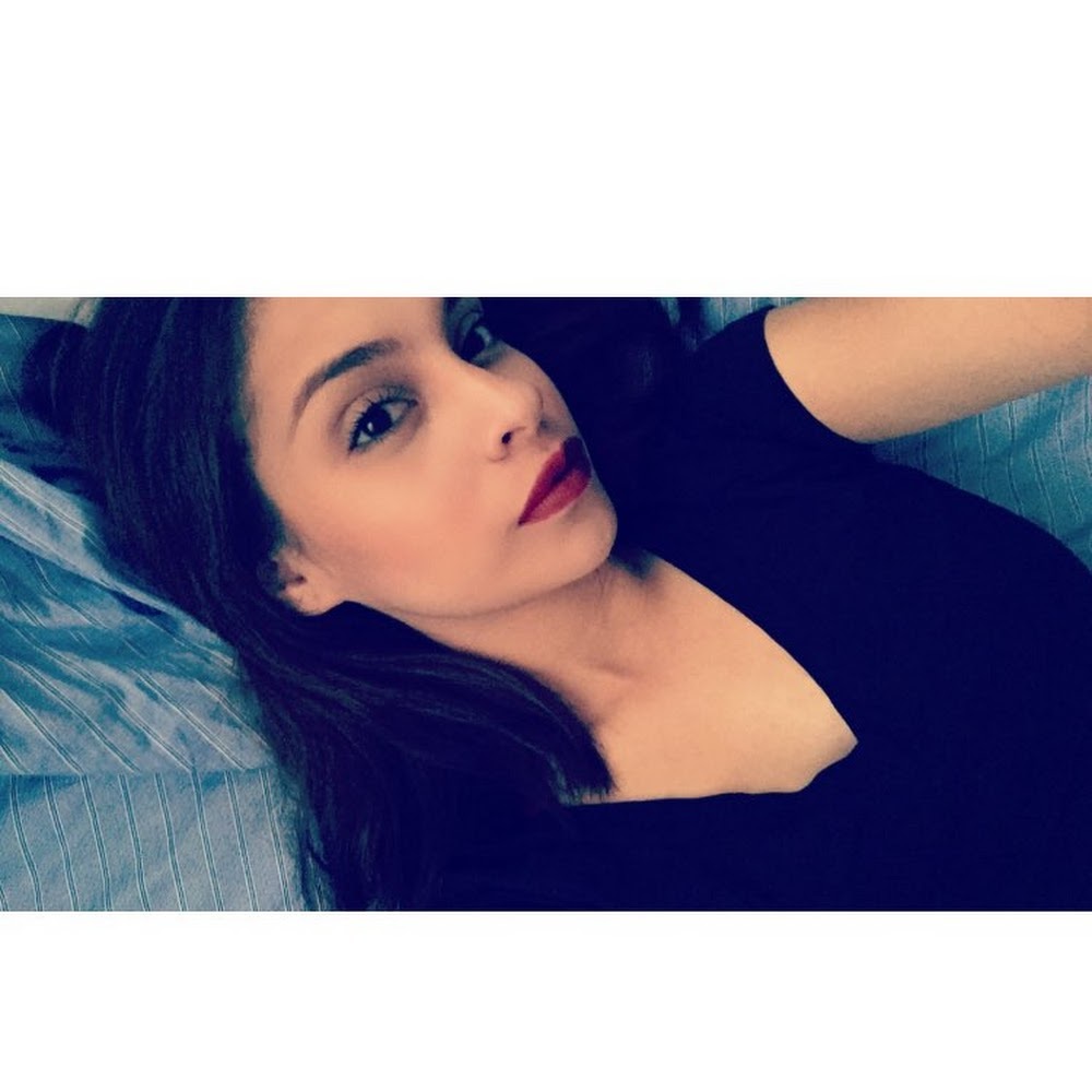 Meet your Posher, Steffi